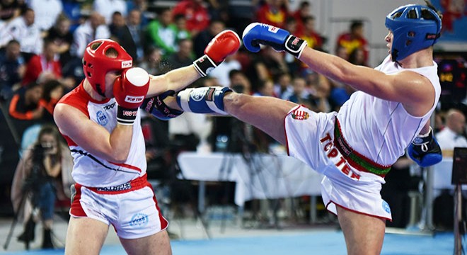 Kick Boks Dünya Şampiyonası'nda 17 madalya