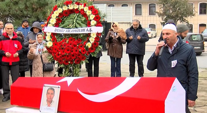 Kılavuz Kaptan Oğuz Kök'e veda töreni