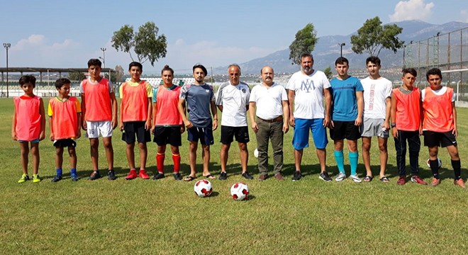 Kınıkspor da alt yapı atağı