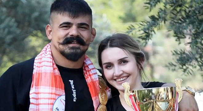 Kırkpınar Başpehlivanı Şimşek'ten 'sevgili' paylaşımı