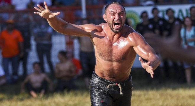 Kırkpınar'da başpehlivan Ali Gürbüz oldu