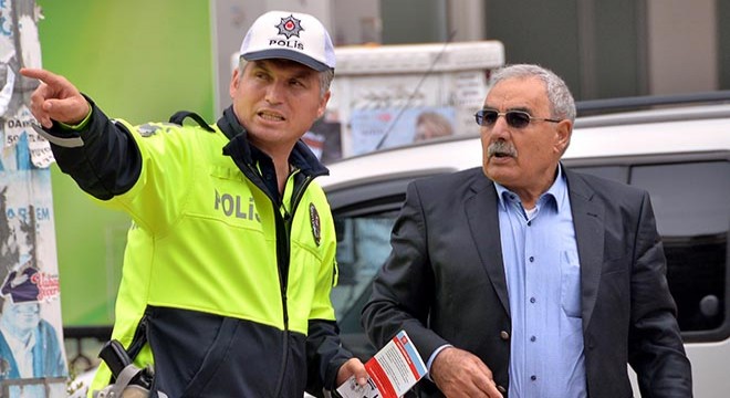 Kırmızı ışıkta geçen yayalara 108 TL ceza