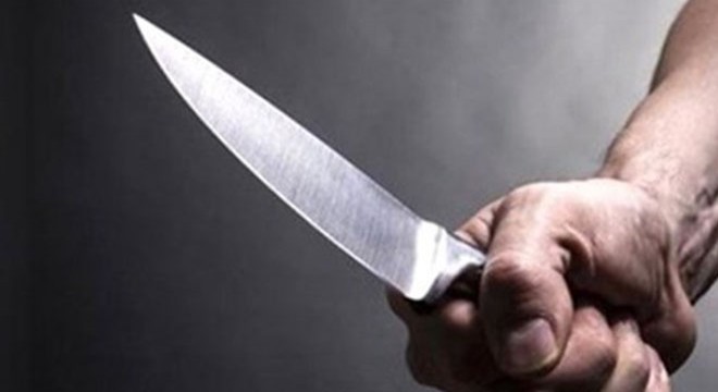 Kırtasiyeci kardeşlerin müşteri kavgası: 1 ağır yaralı