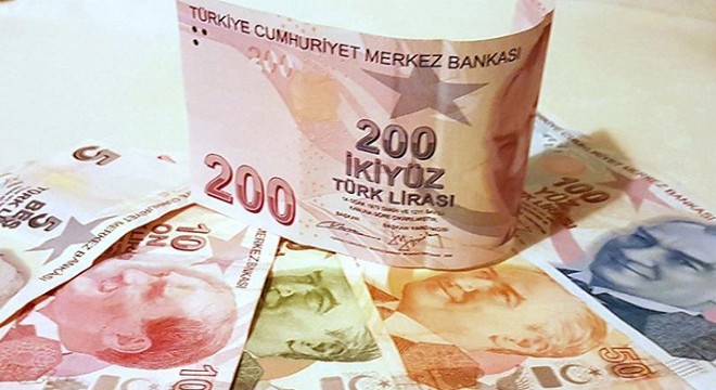 Kız arkadaşı, 4 kişiyle 40 bin lirasını gasbetmeye çalıştı