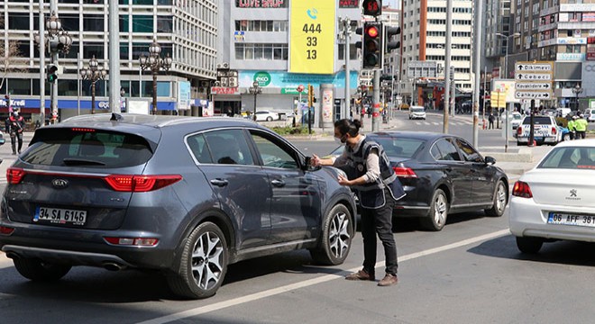 Kızılay Meydanı'nda yoğun koronavirüs önlemi