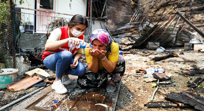 Kızılay’dan orman yangınlarından etkilenenlere destek