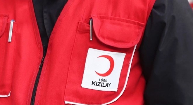Kızılay ekipleri deprem bölgesine hareket etti