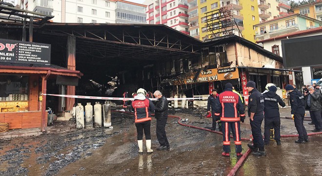 Kızılcahamam'daki çarşıda 20 iş yeri yandı
