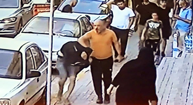 Kızına uyuşturucu satmak isteyen genci polise götürdü