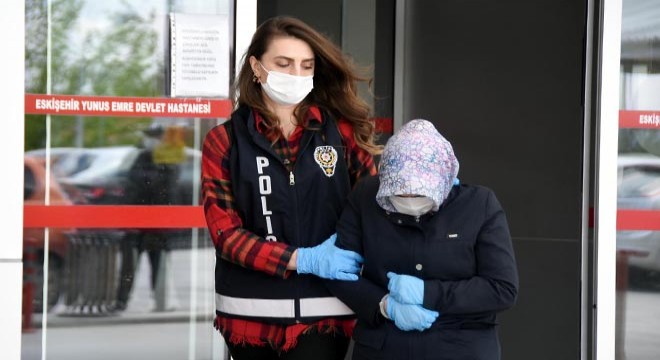 Kızını cinsel ilişkiye zorlayan anneye 28 yıl hapis