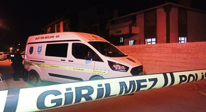 Kızının dini nikahlı eşini sopayla döverek öldürdü
