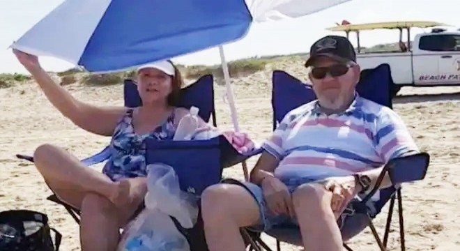 Kliması bozulan yaşlı çift, tamirci beklerken sıcaktan öldü