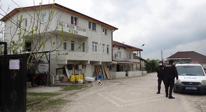 Kocaeli'de 17 daireli site karantinaya alındı