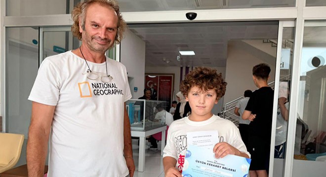 Kocagöz, sünnet olan çocukları ödüllendirdi