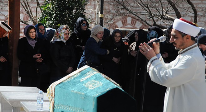 Kocası tarafından öldürülen kadın son yolculuğuna uğurlandı