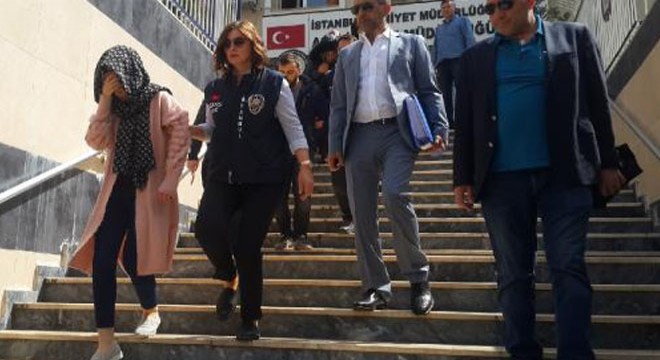 Kocasını sevgilisine öldürtmüş