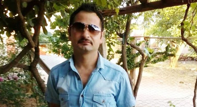 Kolunda enjektörle ölü bulundu
