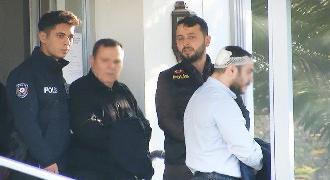Komşularına saldıran baba ile 2 oğlu adliyeye sevk edildi