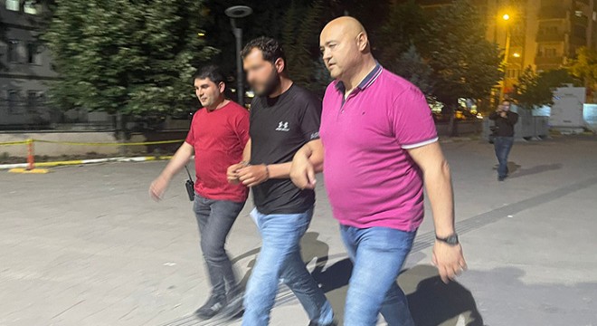 Komşusunu öldüren şüpheli tutuklandı