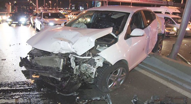 Kontrolden çıkan otomobil başka bir otomobile çarptı: 5 yaralı