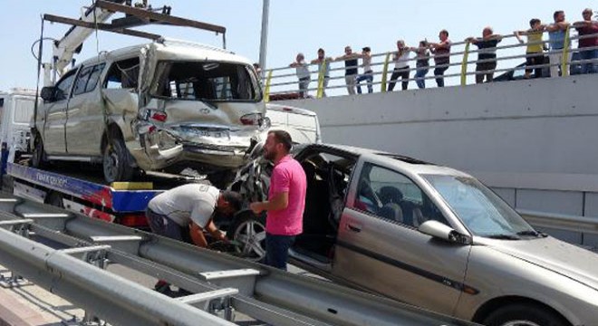 Konya'da 4 araçlı zincirleme trafik kazası: 6 yaralı