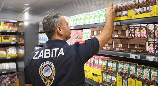 Konyaaltı Zabıtası halk sağlığı için sahada