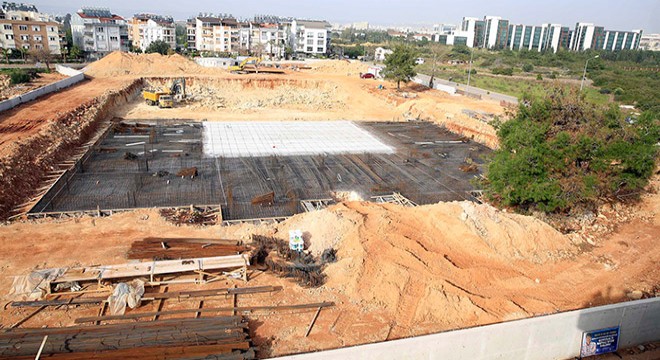 Konyaaltı'na spor salonu