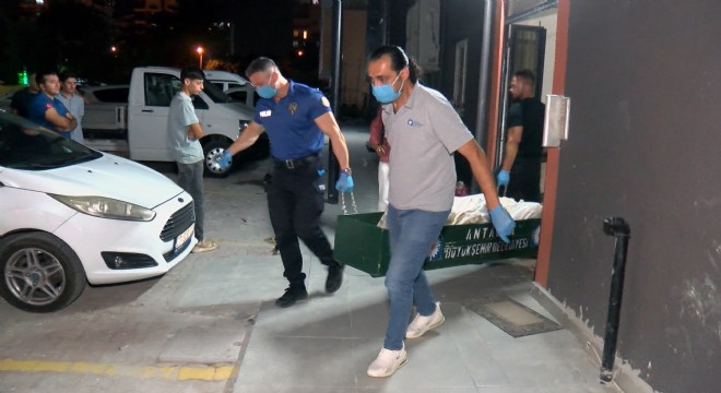 Konyaaltı'nda 2 hafta önce ölmüş yaşlı adamın cesedi bulundu