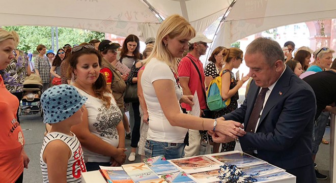 Konyaaltı Moskova da tanıtıldı