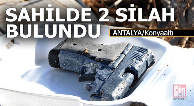 Konyaaltı Sahili nde 2 tabanca bulundu