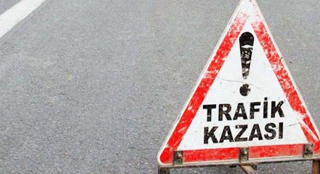 Köpeğe çarpan otomobil takla attı: 6 yaralı