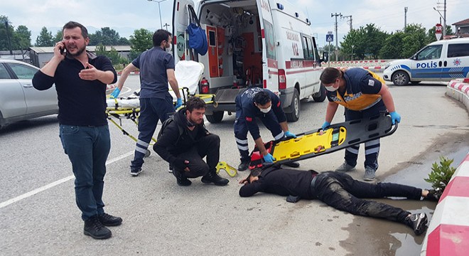 Köpeğe çarpmamak için manevra yapan sürücü yaralandı