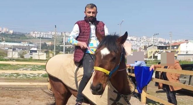 Köpeği öldürüp, evi kurşunladı