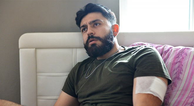 Köpek havlaması tartışmasında Daria'yı korurken bıçaklandı