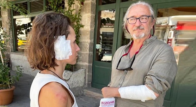 Köpeklerin saldırısına uğrayan 2 turist yaralandı