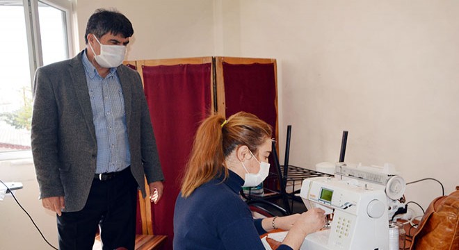 Korkuteli HEM'de maske üretimi
