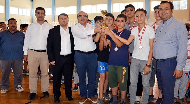 Korkuteli'de Futsal Turnuvası sona erdi