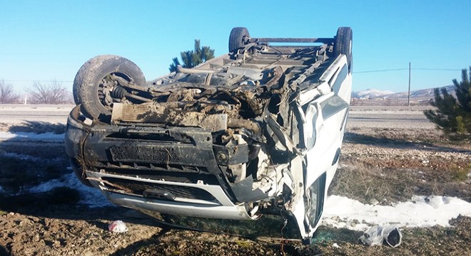 Korkuteli'de kaza: 2 yaralı