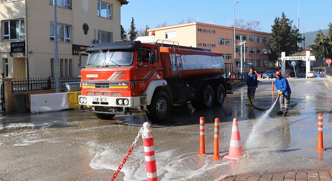 Korkuteli'de koronavirüs dezenfektesi