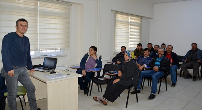 Korkuteli'de sürü yönetimi elemanlarına eğitim
