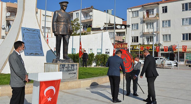 Korkuteli de Muhtarlar Günü törenle kutlandı