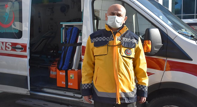 Koronavirüsü yenen doktordan 'maske' çağrısı