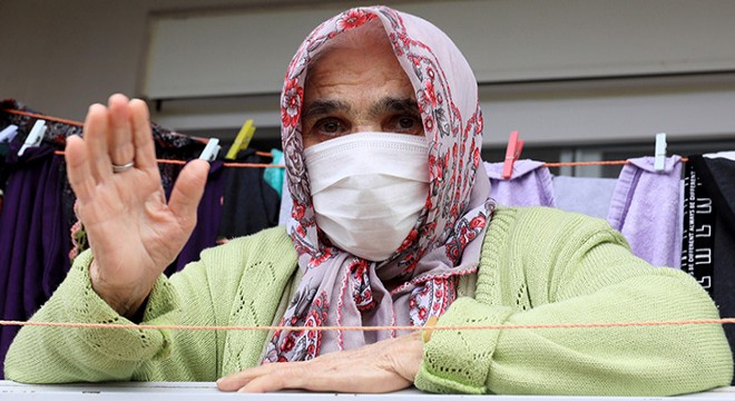 Koronavirüsü yenen kadının diğer oğlu da virüsten hayatını kaybetmiş