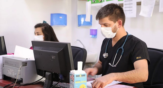 Koronavirüsü yenen sağlıkçı çift, yaşadıklarını anlattı