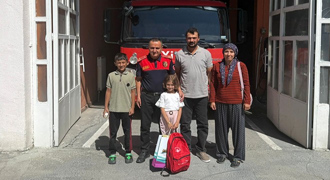 Köyü yanmaktan kurtaran 5 yaşındaki Aslı ödüllendirildi