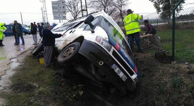 Kozan'da trafik kazası: 9 yaralı