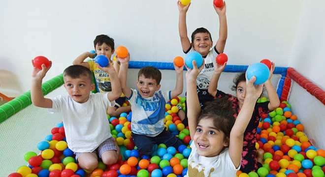 Kreşlerde yeni eğitim yılı başladı