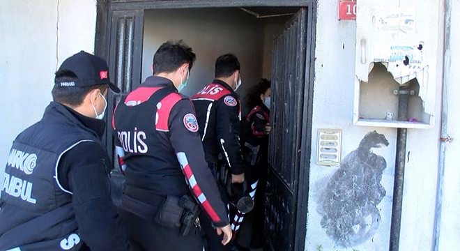 Küçükçekmece'de uyuşturucu operasyonu