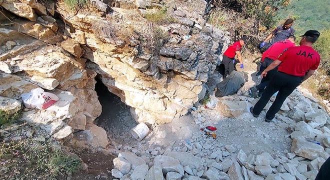 Kullandığı hiltiden çıkan gazdan zehirlenip öldü