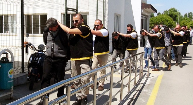 Kumar kavgasında kurşunlardan zıplayarak kurtulmaya çalıştı